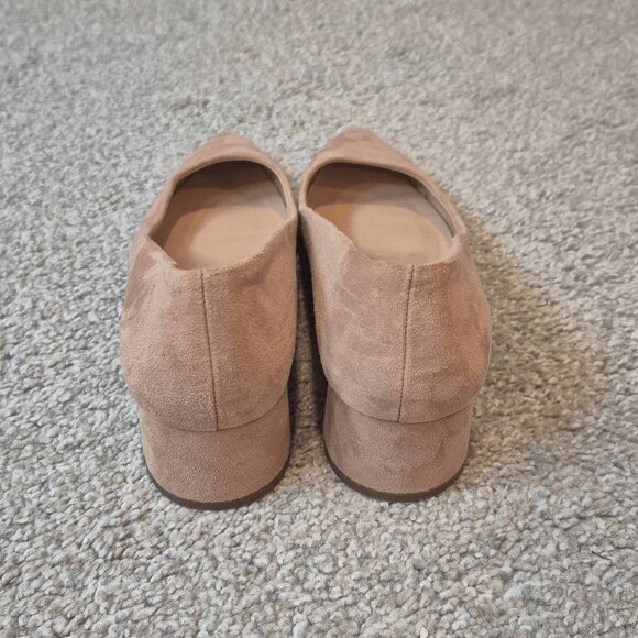 Franco Sarto Women’s Global Suede Low Heel Pump Tan - Picture 5 of 8